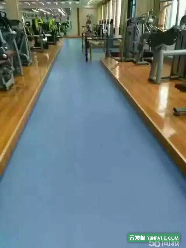 运动地板卷材健身房地胶pvc地胶施工