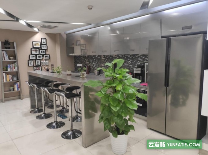 市中心独立高端可注册办公室每卡座招租只需399 市中心独立高端可注册办公室每卡座招租只需399