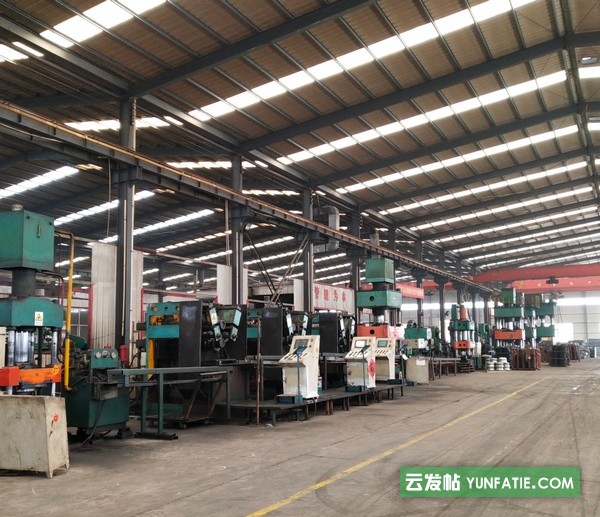 汽车钢圈批发价格_汽车轮毂价格_多规格卡车钢圈农用车钢圈