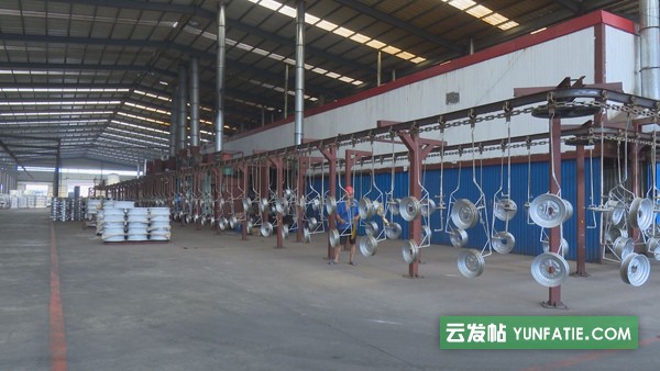 汽车钢圈批发厂家_巨国汽车轮毂厂家定制加工